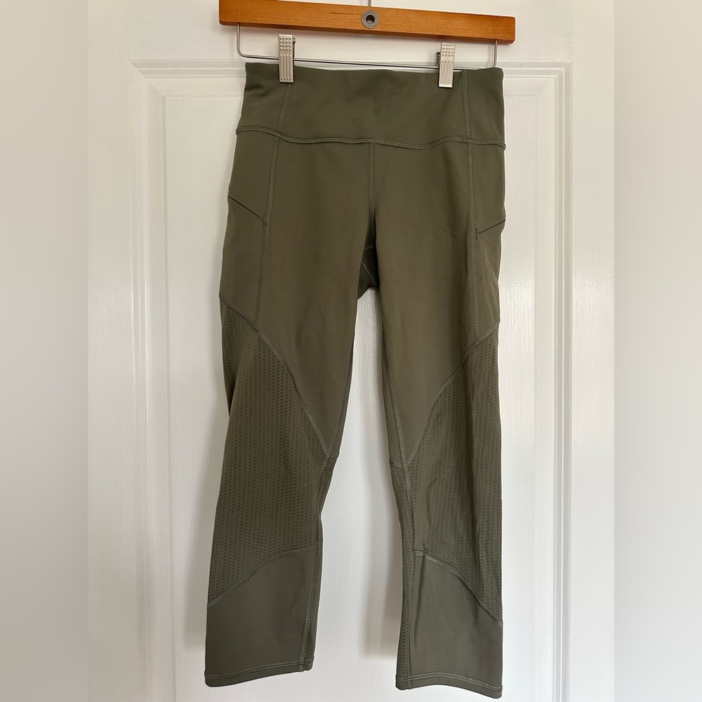 Athleta Sage Green Women's Leggings